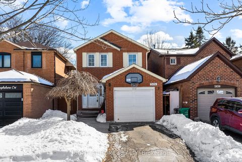 2454 Ploughshare Court Mississauga ON L5L 3M6