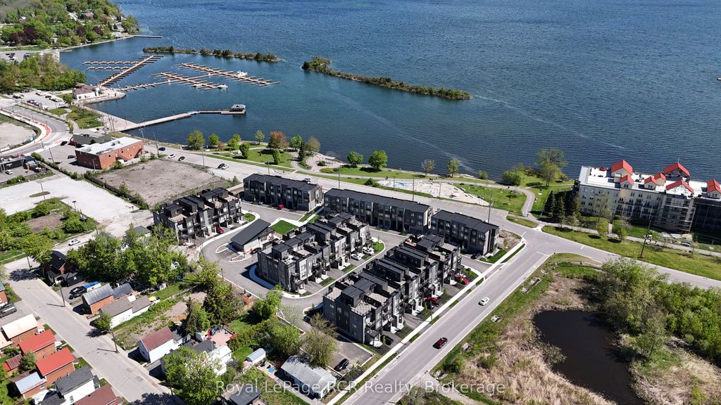 Photo of 150 Elgin Street, Orillia, ON L3V 8P7 (MLS # S12631414)