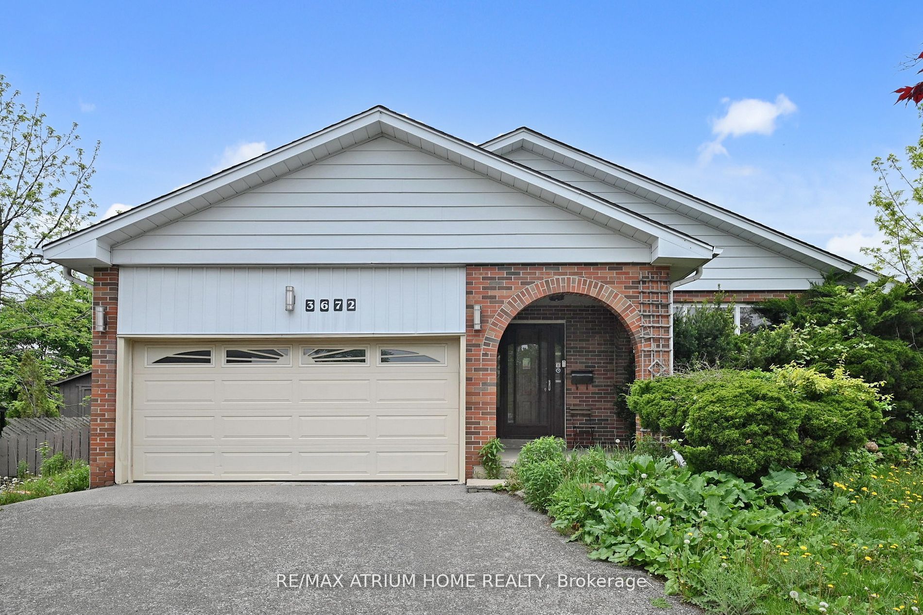 3672 Galeair Court