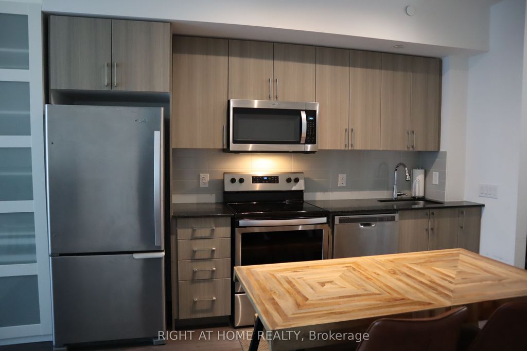 Photo of 591 Sheppard Avenue E #633, Toronto, ON M2K 0G2 (MLS # C13022552)