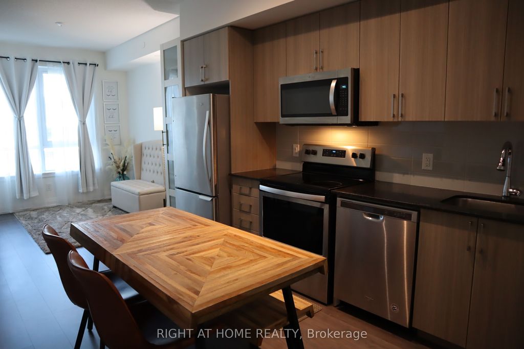 Photo of 591 Sheppard Avenue E #633, Toronto, ON M2K 0G2 (MLS # C13022552)