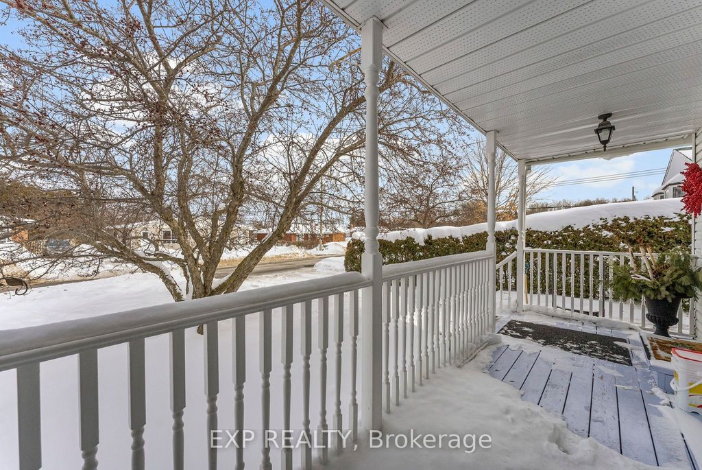 Photo of 225 Airth Boulevard, Renfrew, ON K7V 4B8 (MLS # X12790264)