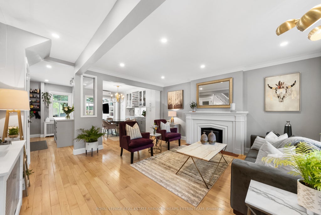 Photo of 189 Donlea Drive, Toronto, ON M4G 2N1 (MLS # C13490258)