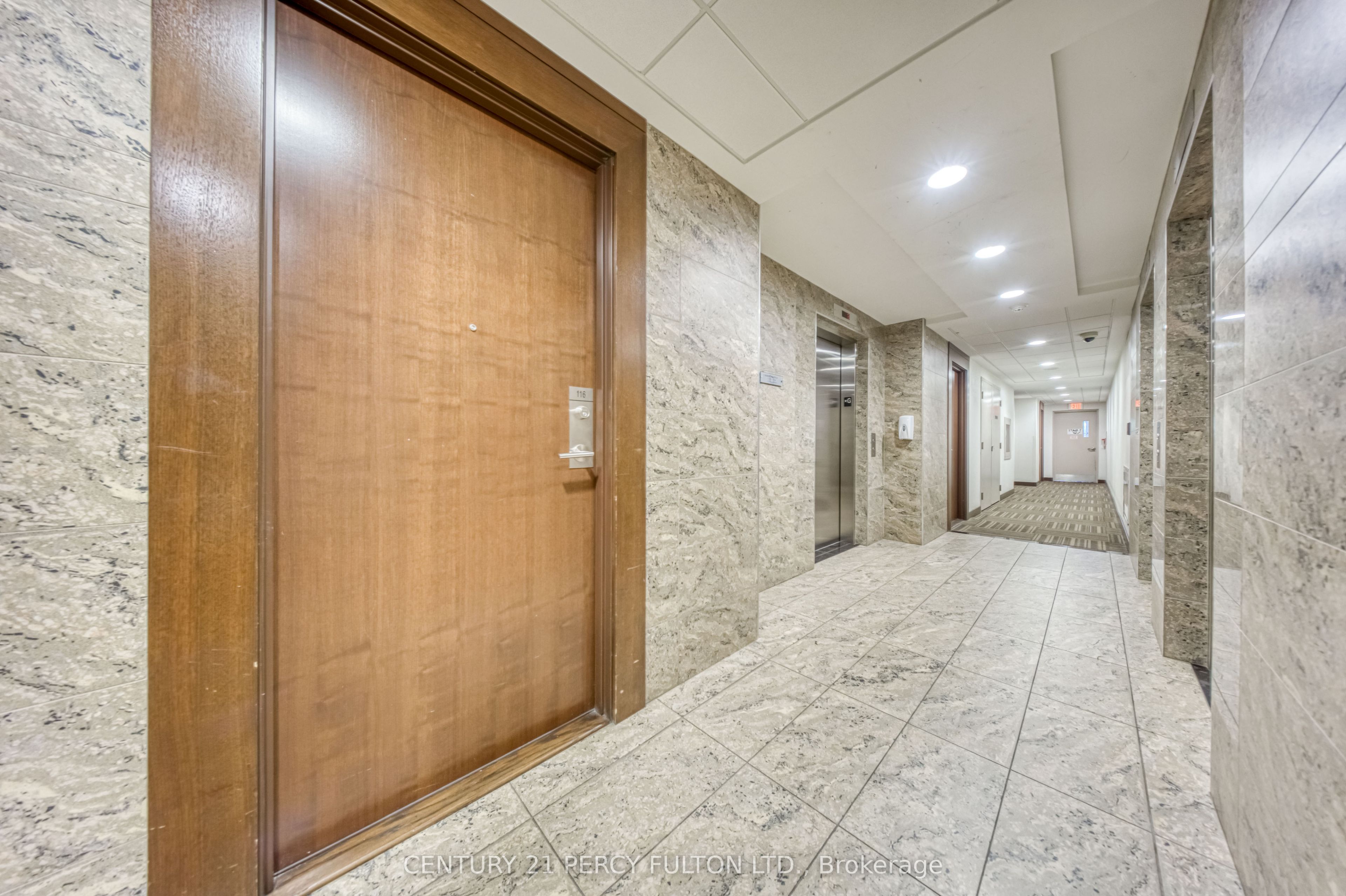 181 Village Green Square 116