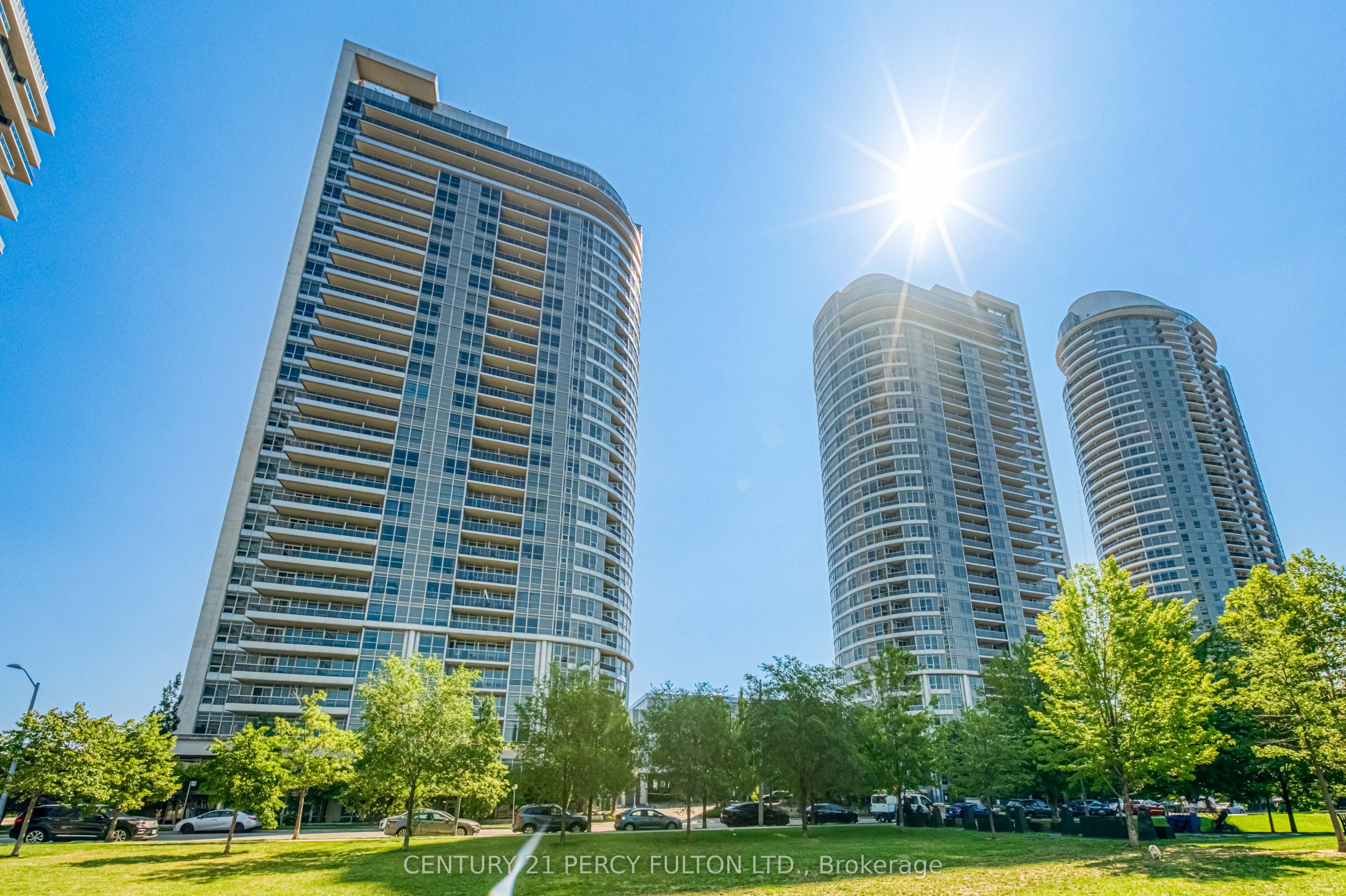 181 Village Green Square 116