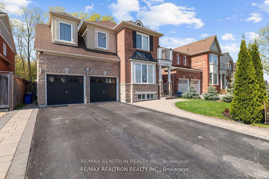 355 Cheryl Mews Boulevard