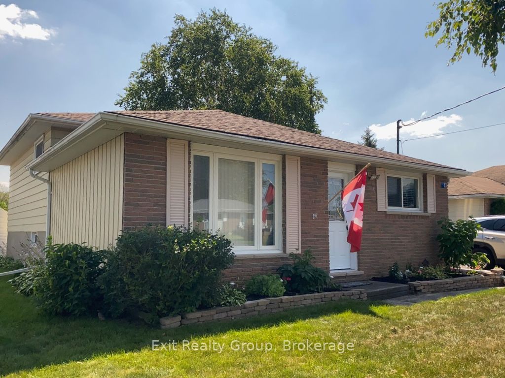 Photo 1 of 45 — 83 Centre Street, Quinte West, ON K0K 2C0