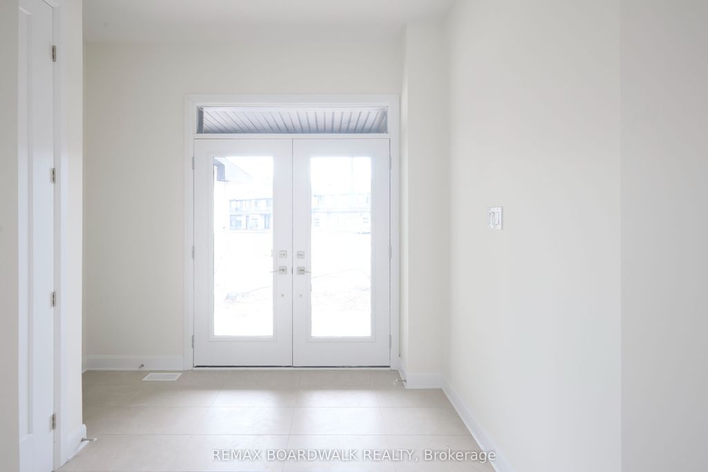 Photo of 724 Kenny Gordon Avenue, Blossom Park - Airport and Area, ON K4M 0X8 (MLS # X13137116)