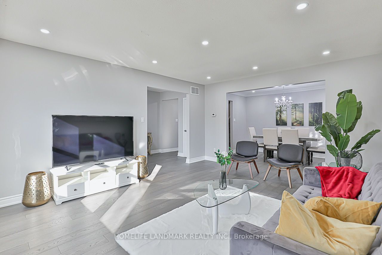 77 Briarwood Road