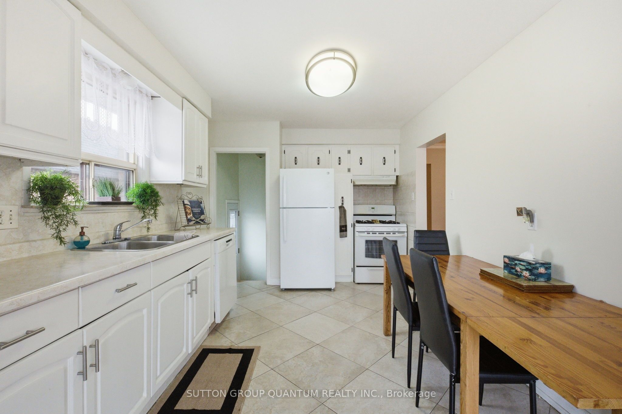 1257 Alexandra Avenue