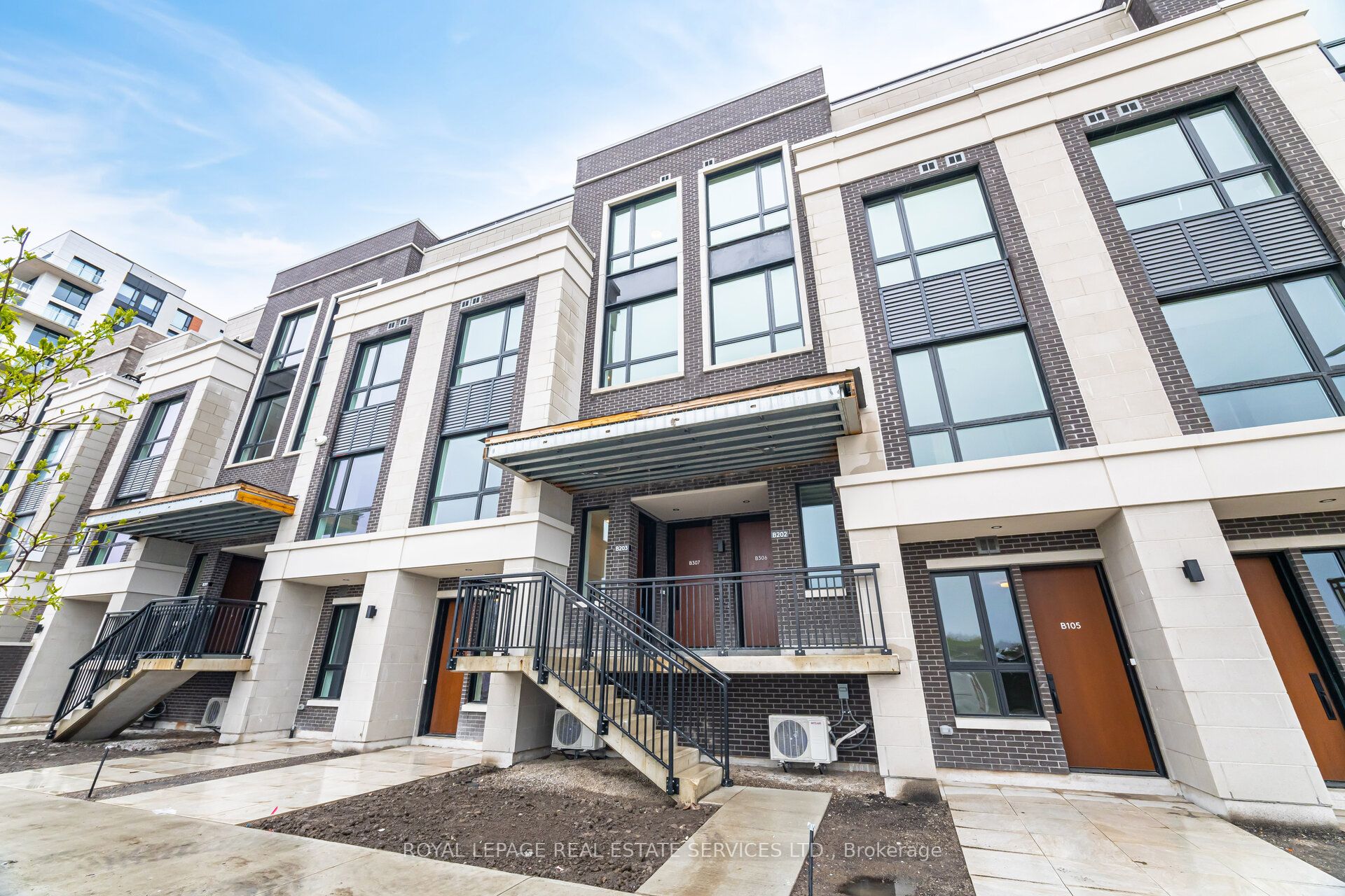 65 Saigon Drive 203