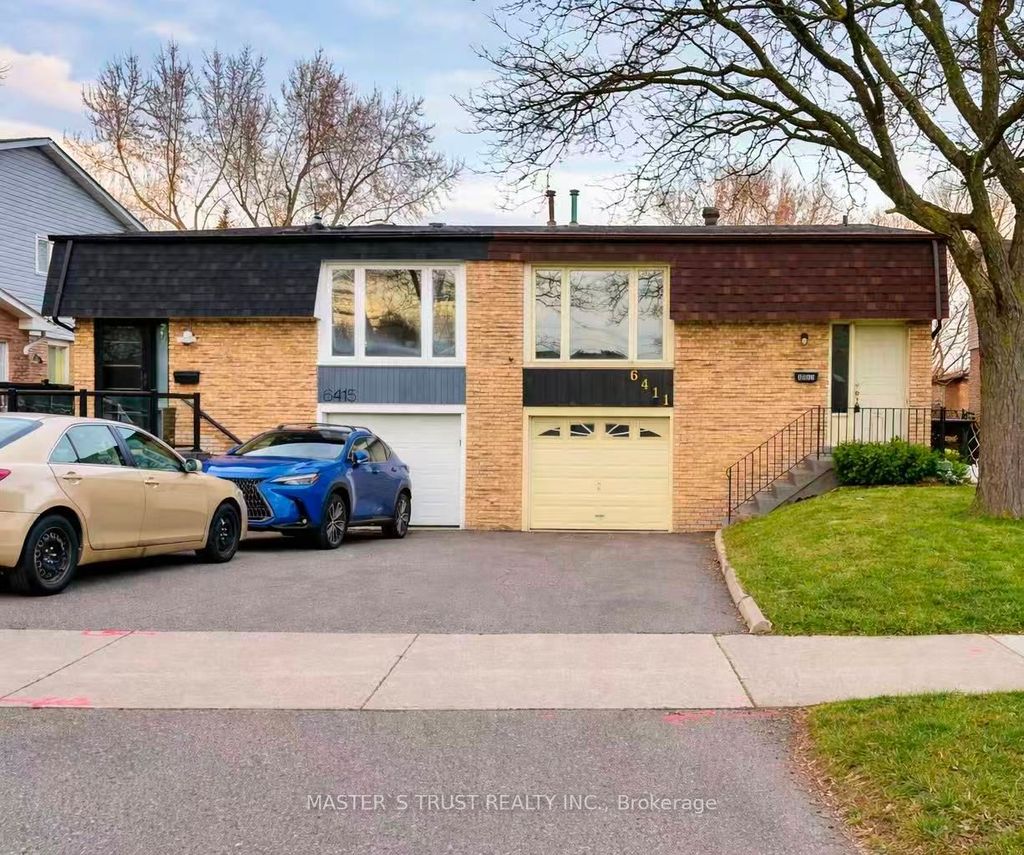 Photo of 6411 Chaumont Crescent, Mississauga, ON L5N 2M7 (MLS # W13025320)