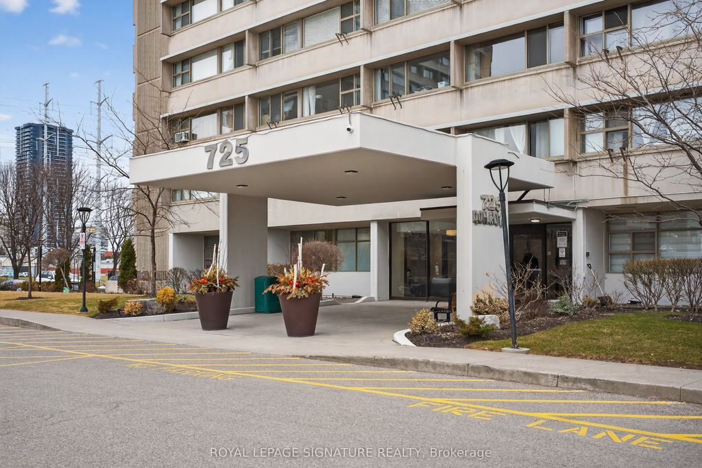 Photo of 725 Don Mills Road #1202, Toronto, ON M3C 1S6 (MLS # C12926462)