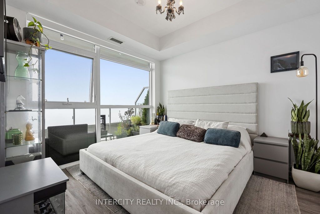 Photo of 251 Manitoba Street #2605, Toronto, ON M8Y 0C7 (MLS # W12447254)