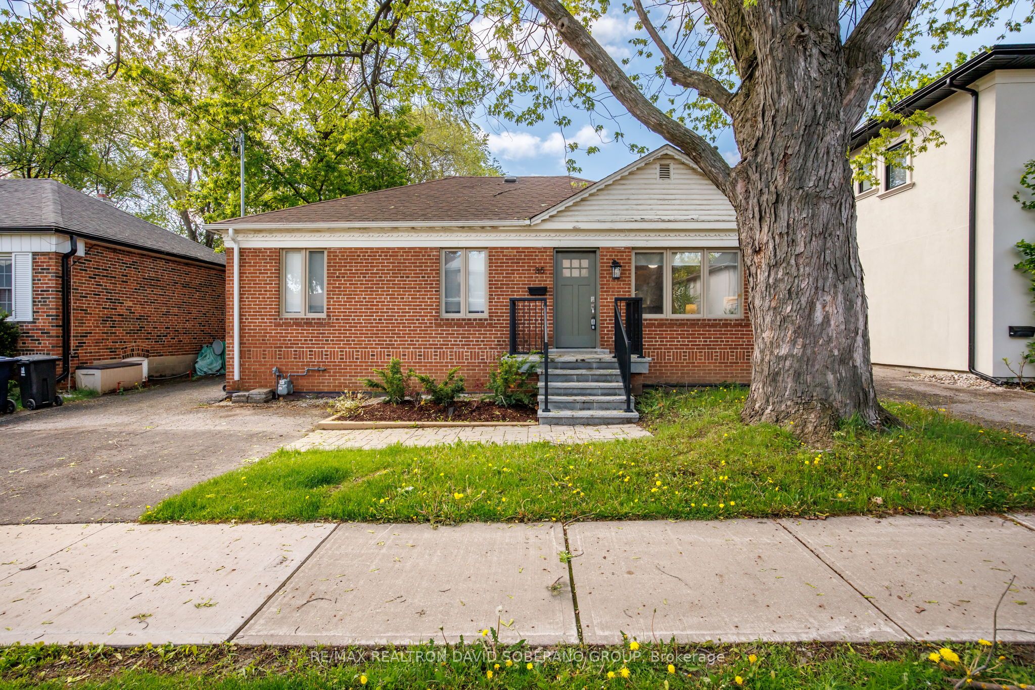 Photo 1 of 47 — 35 Almore Avenue, Toronto, ON M3H 2G9