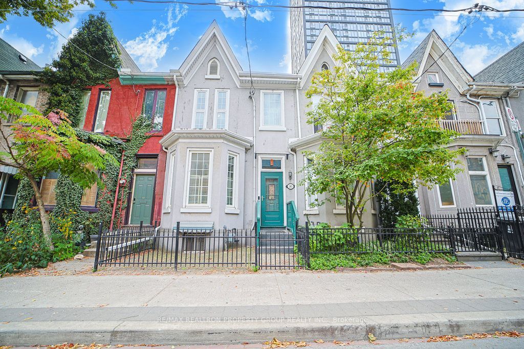 Photo of 141 Gerrard Street E, Toronto, ON M5A 2E3 (MLS # C12428905)