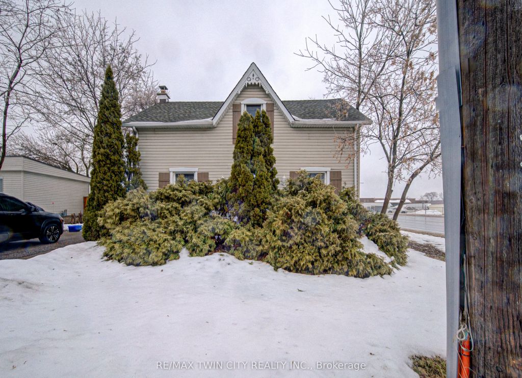 Photo of 186 Wellington Street, Cambridge, ON N1R 3Z3 (MLS # X12806600)