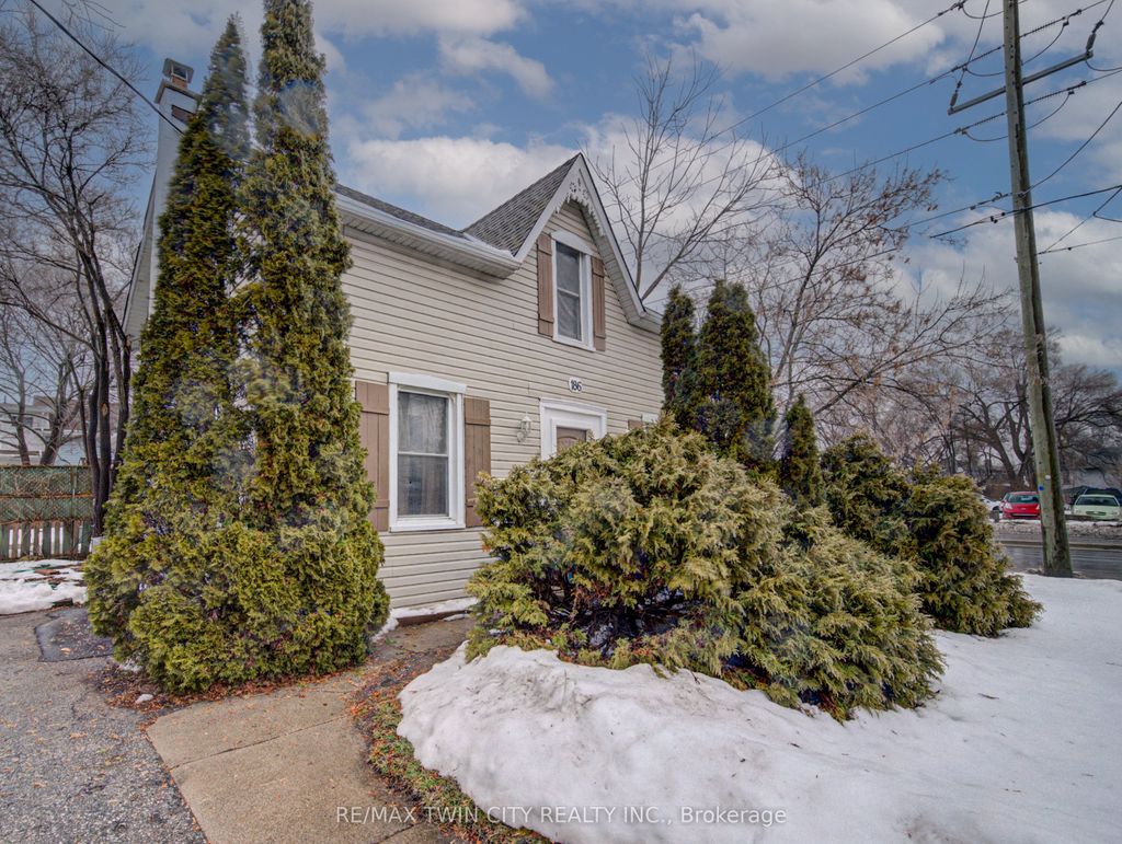 Photo of 186 Wellington Street, Cambridge, ON N1R 3Z3 (MLS # X12806600)