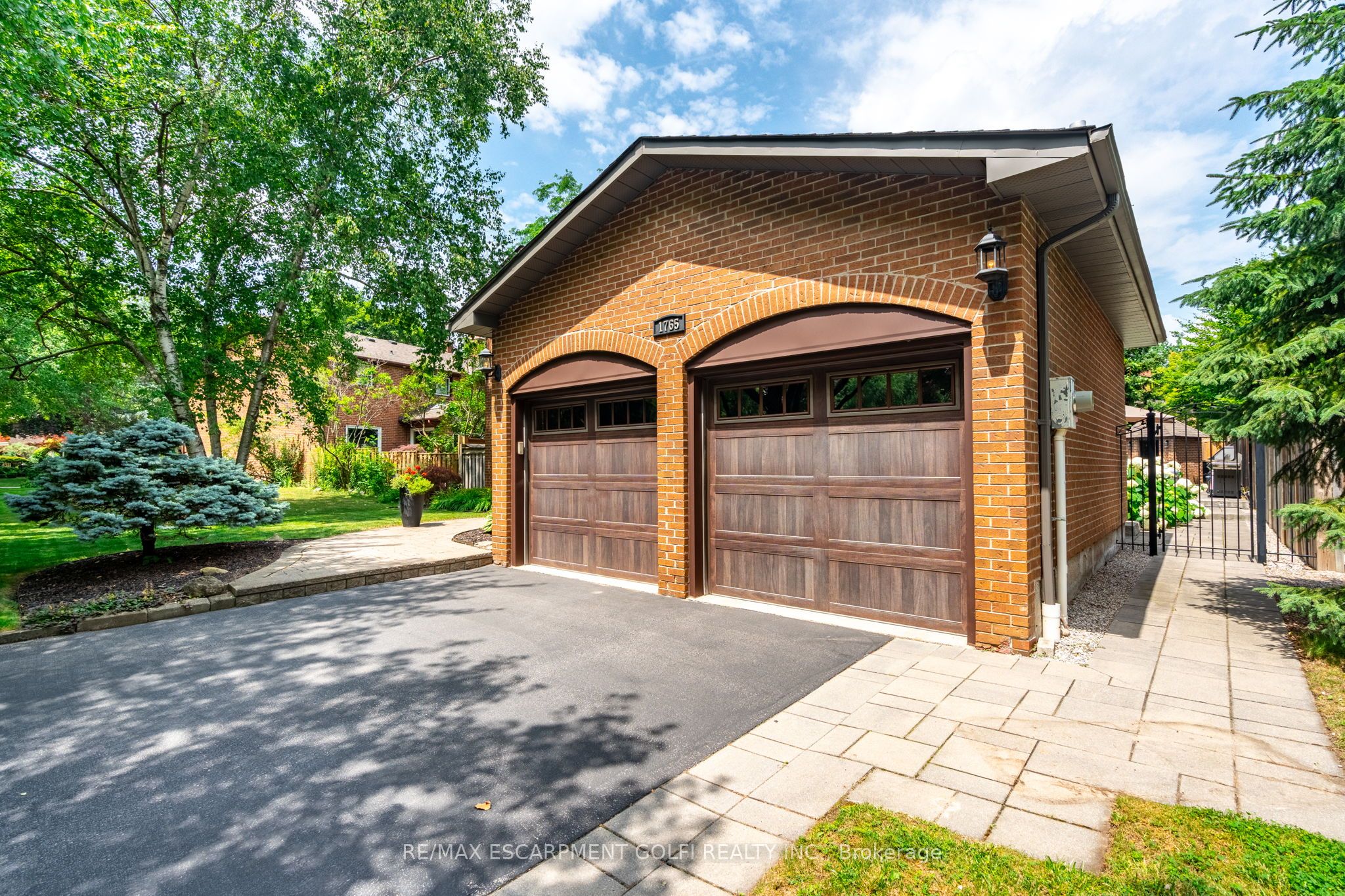 1765 Featherston Court