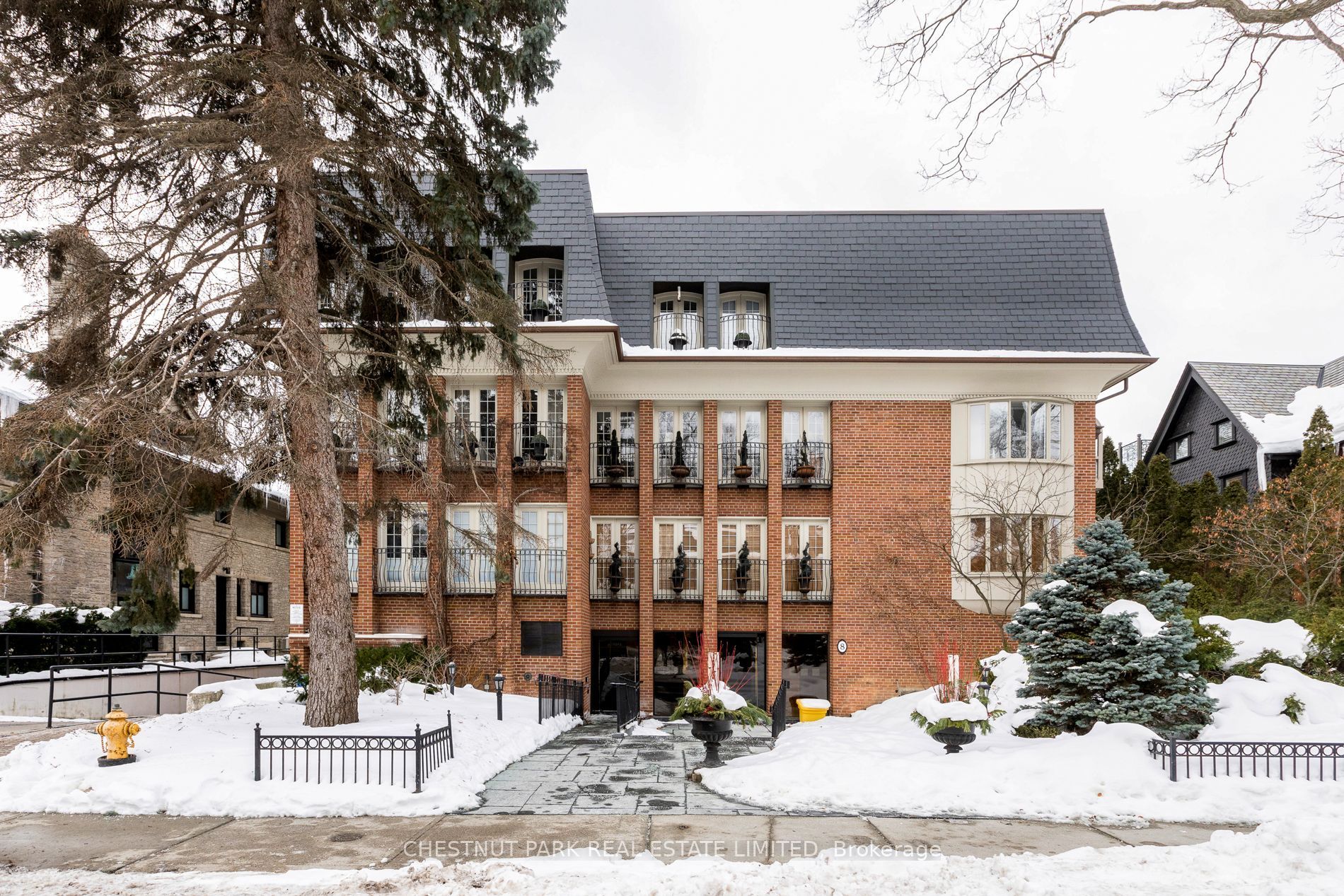 8 Hawthorn Avenue PH3