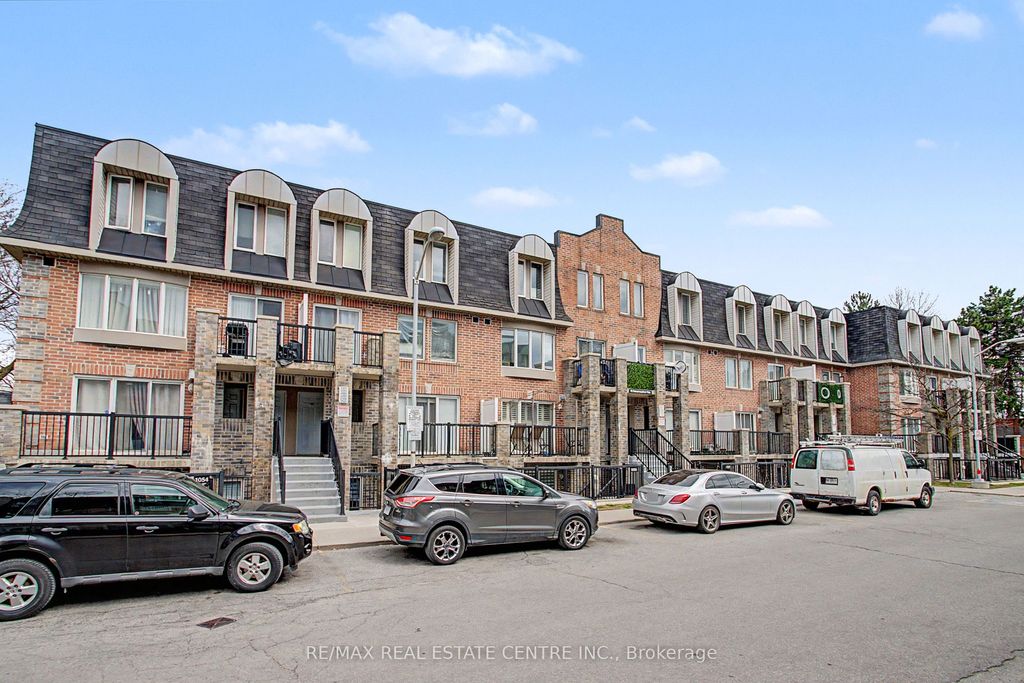 Photo of 95 George Appleton Way W, Toronto, ON M3M 0A2 (MLS # W13077836)