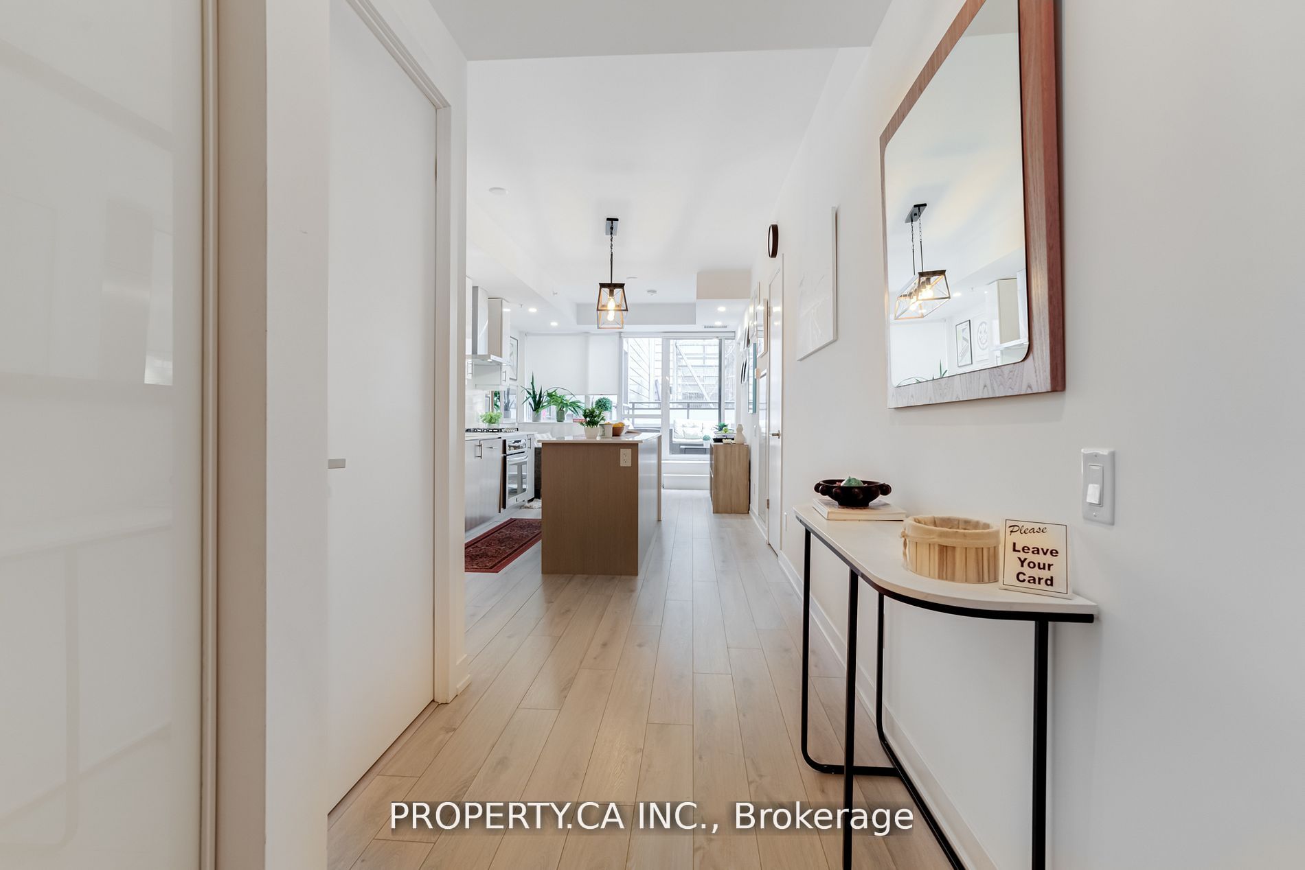 38 Howard Park Avenue 212