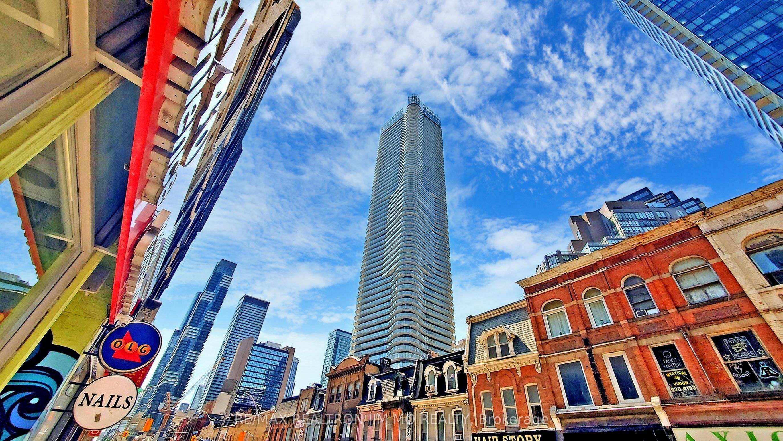 11 Wellesley Street W 1501