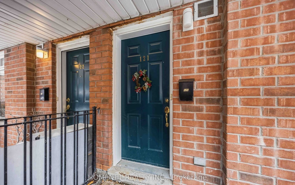 Photo of 415 Jarvis Street #121, Toronto, ON M4Y 3C1 (MLS # C13835986)