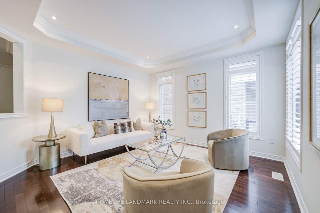 Photo of 95 Hoey Crescent, Oakville, ON L6M 0X1 (MLS # W13648378)