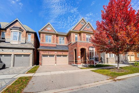 8 Hubner Avenue Markham ON L6C 0S8