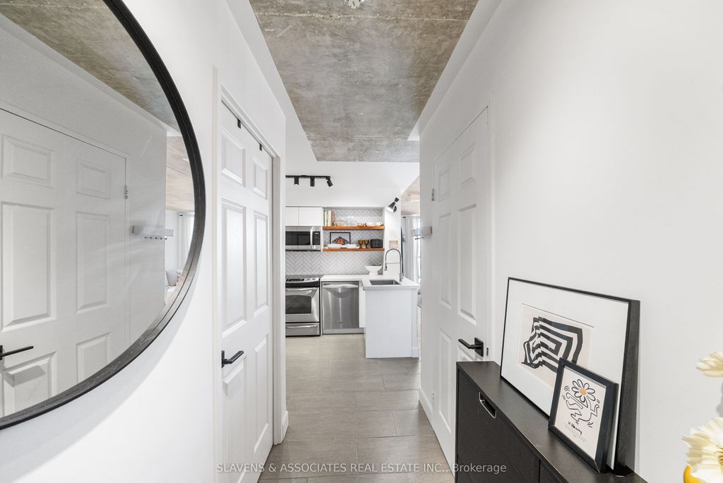 Photo of 1369 Bloor Street W #1402, Toronto, ON M6P 4J4 (MLS # C12779172)