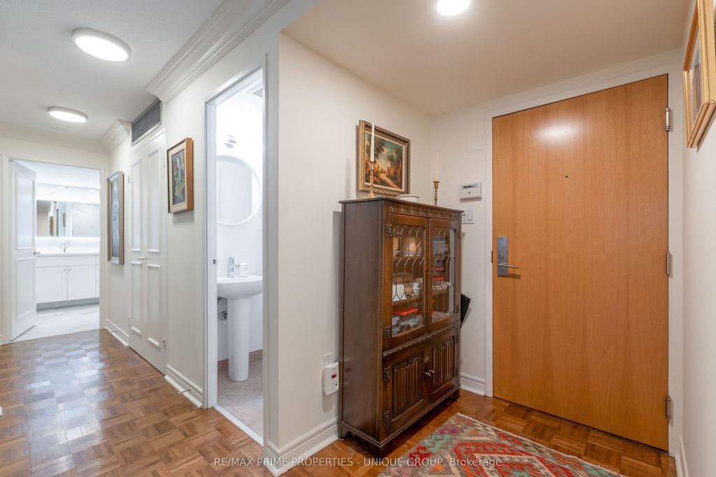 Photo of 35 Church Street #706, Toronto, ON M5E 1T3 (MLS # C13142304)