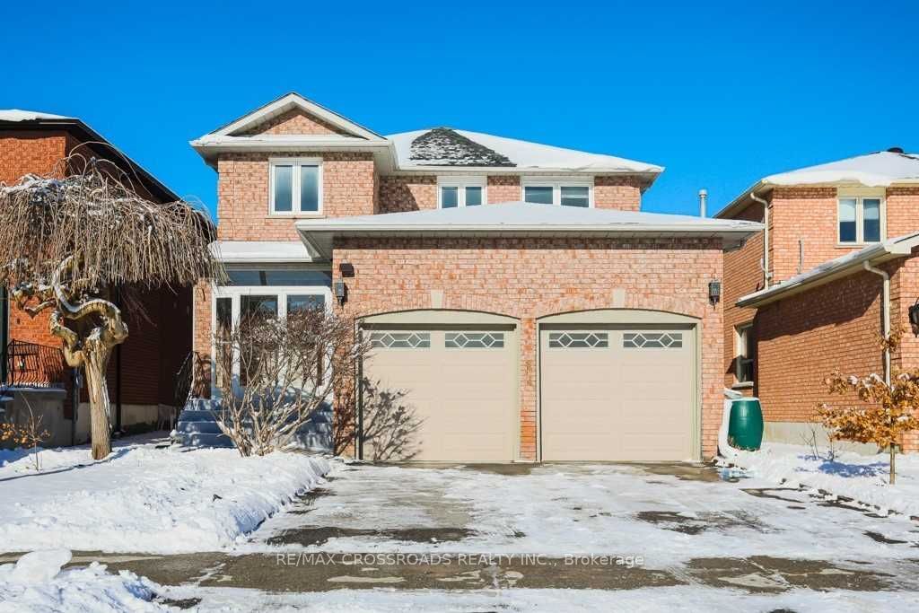 87 Woodriver Street