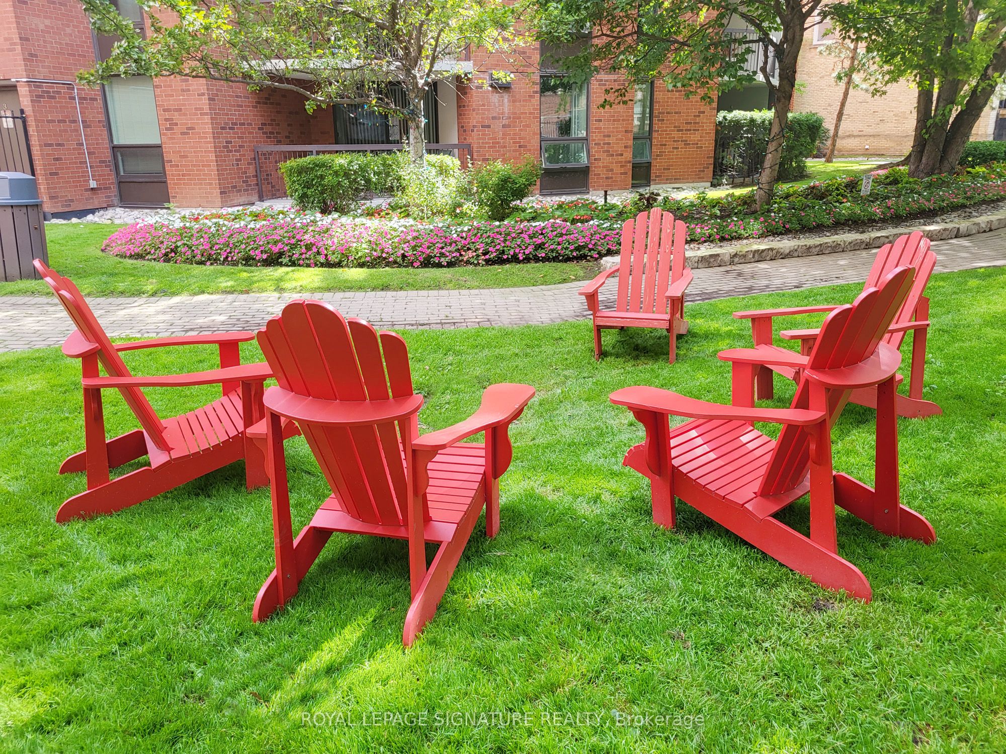 77 Maitland Place 205