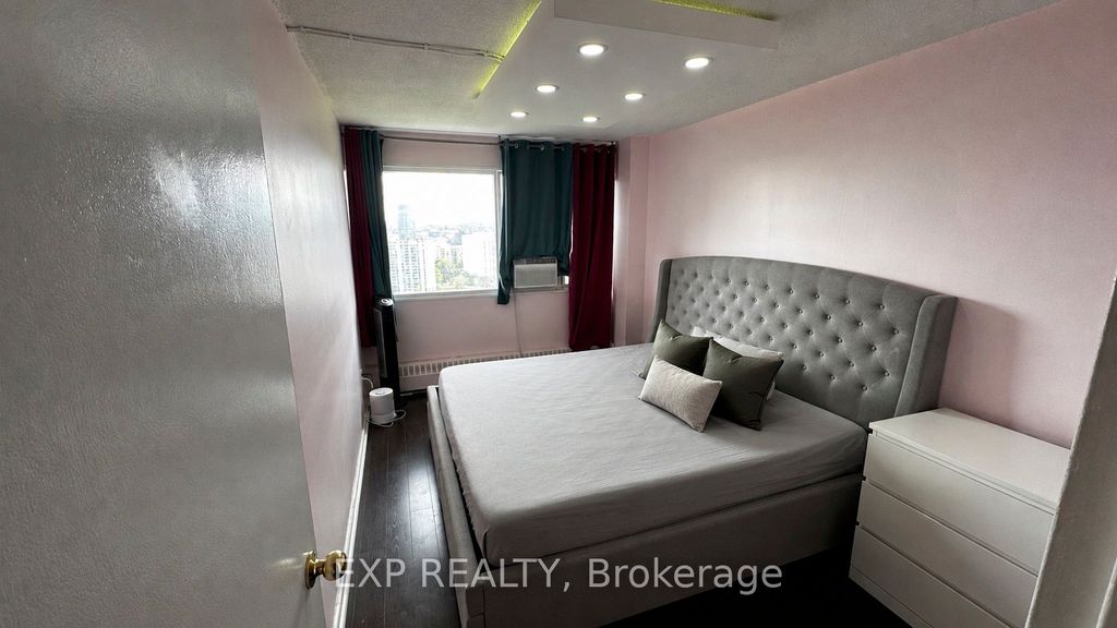 Photo of 725 Donmills Road #2506, Toronto, ON M3C 1S8 (MLS # C13045904)