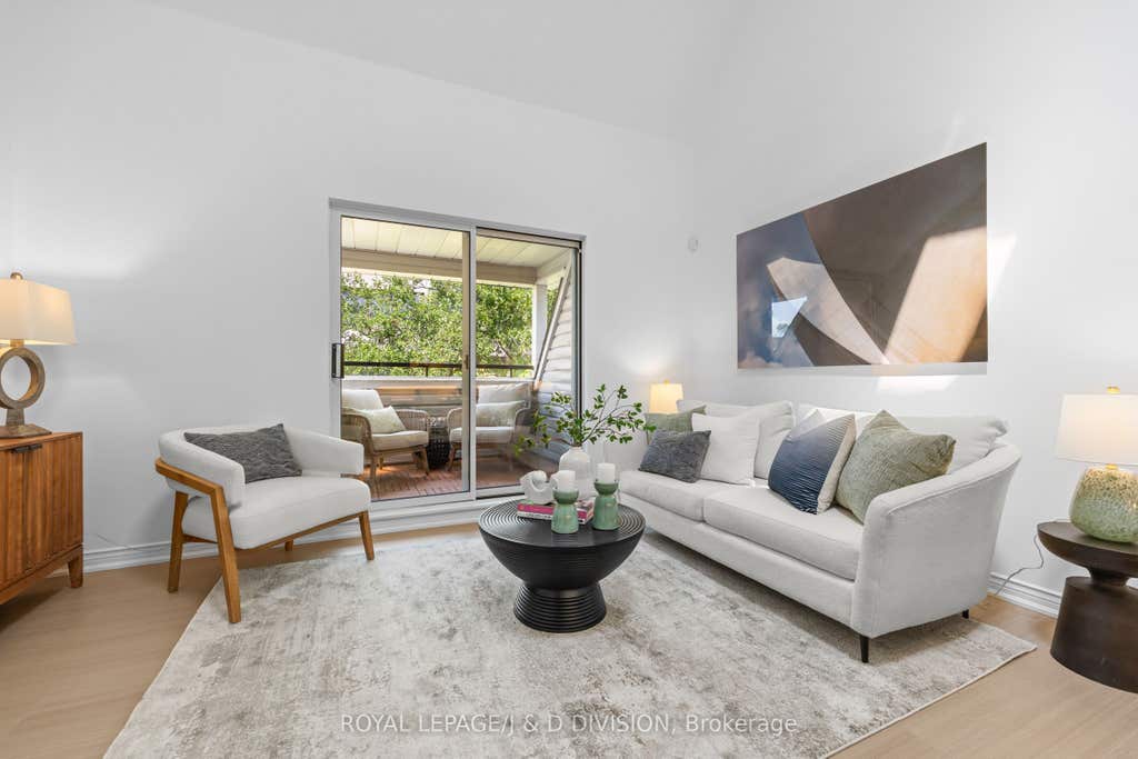 Photo of 217 St George Street #54, Toronto, ON M5R 3S7 (MLS # C13684932)