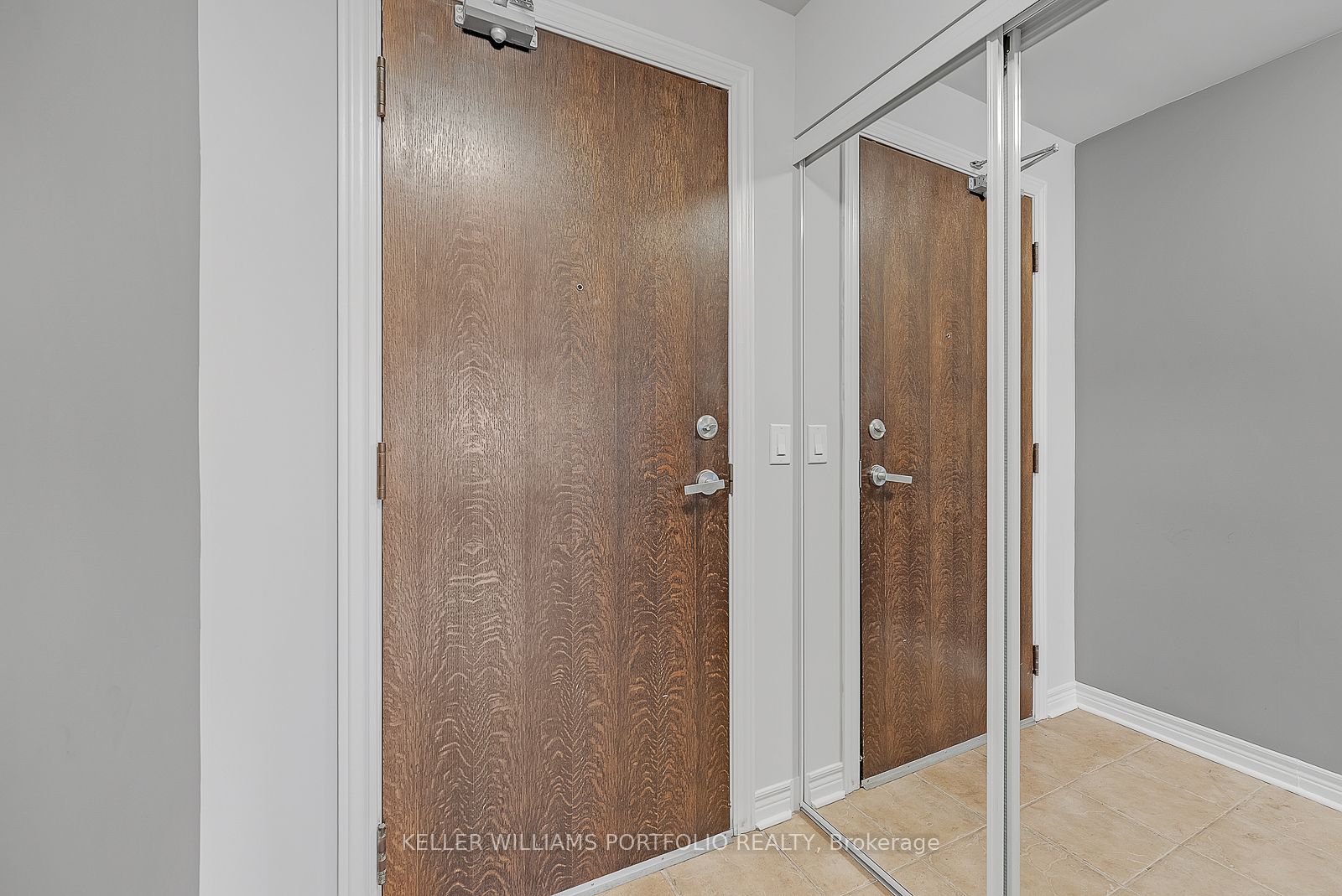 15 North Park Road 1417