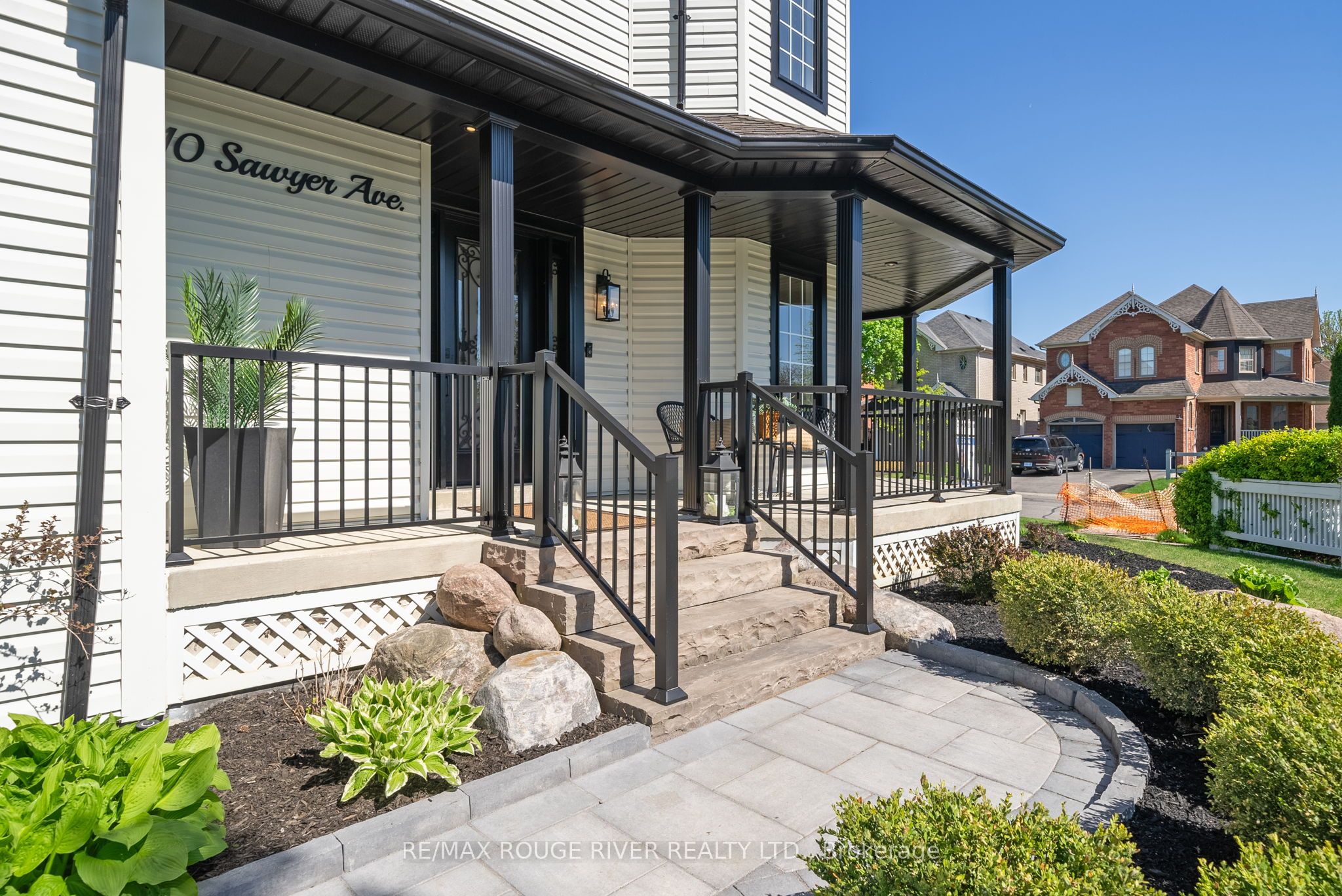 10 Sawyer Avenue
