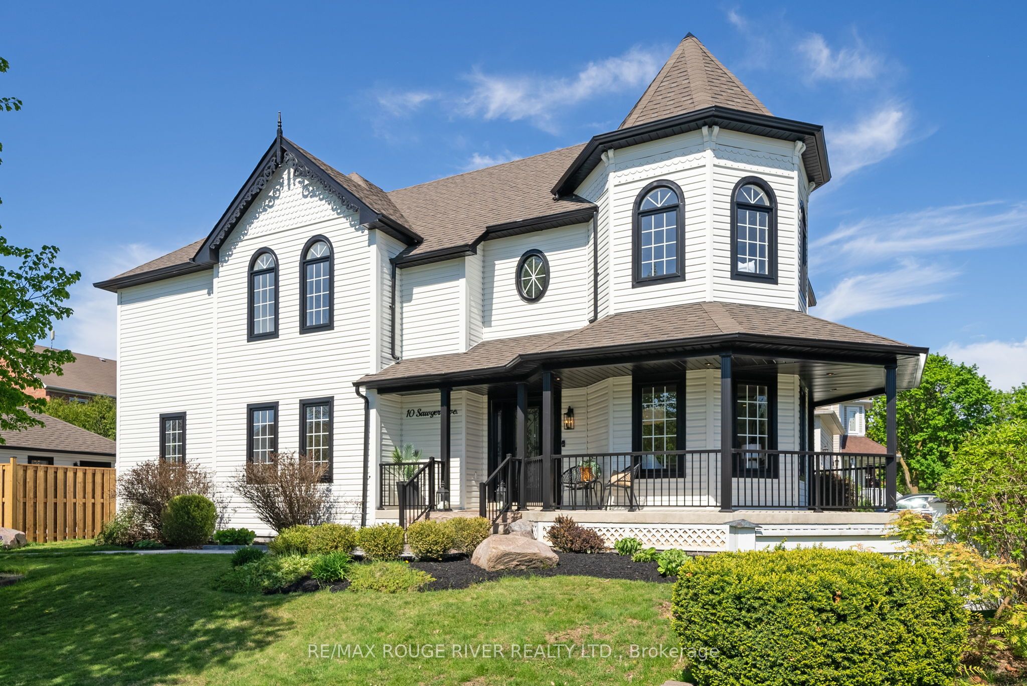 10 Sawyer Avenue