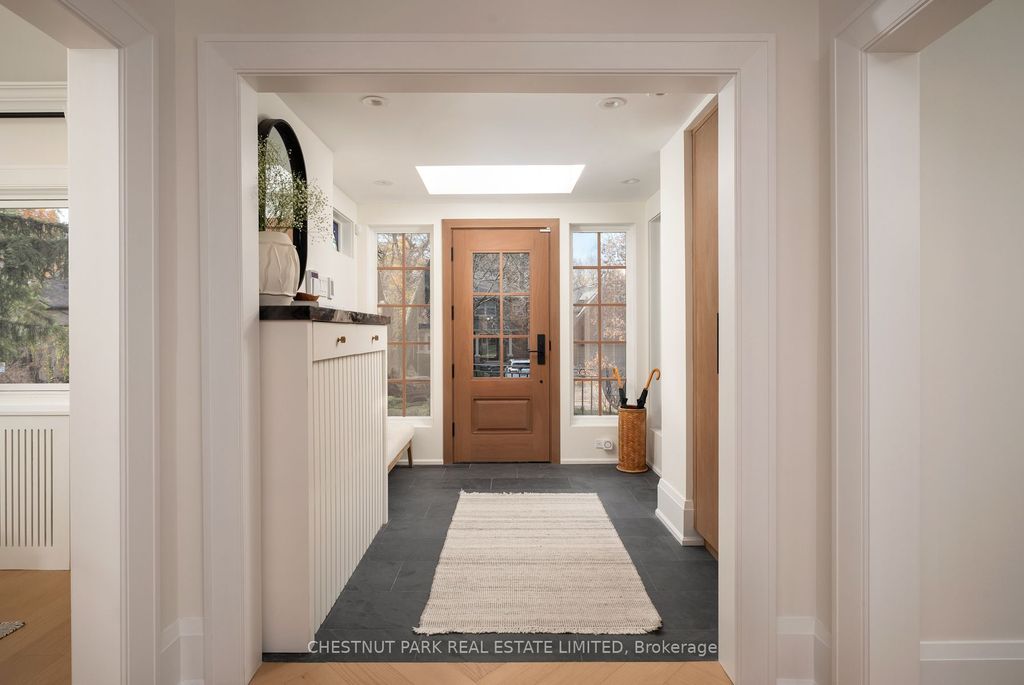 Photo of 35 Weybourne Crescent, Toronto, ON M4N 2R4 (MLS # C12581708)