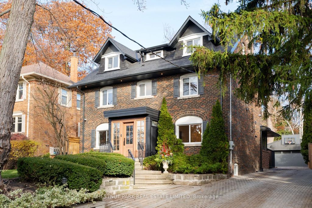 Photo of 35 Weybourne Crescent, Toronto, ON M4N 2R4 (MLS # C12581708)