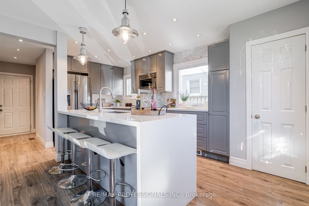 Photo of 516 Browns Line N/A, Toronto, ON M8W 3V2 (MLS # W12456615)