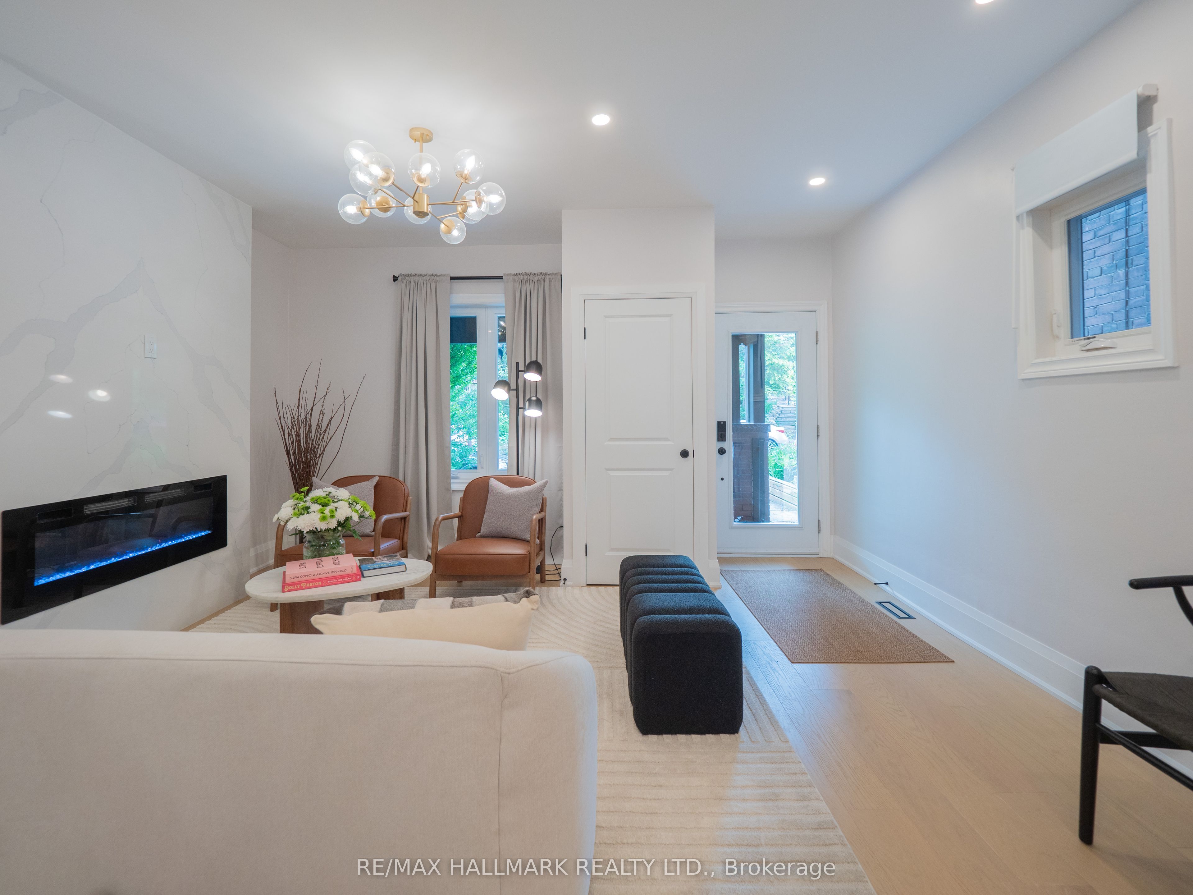 18 Millbrook Crescent