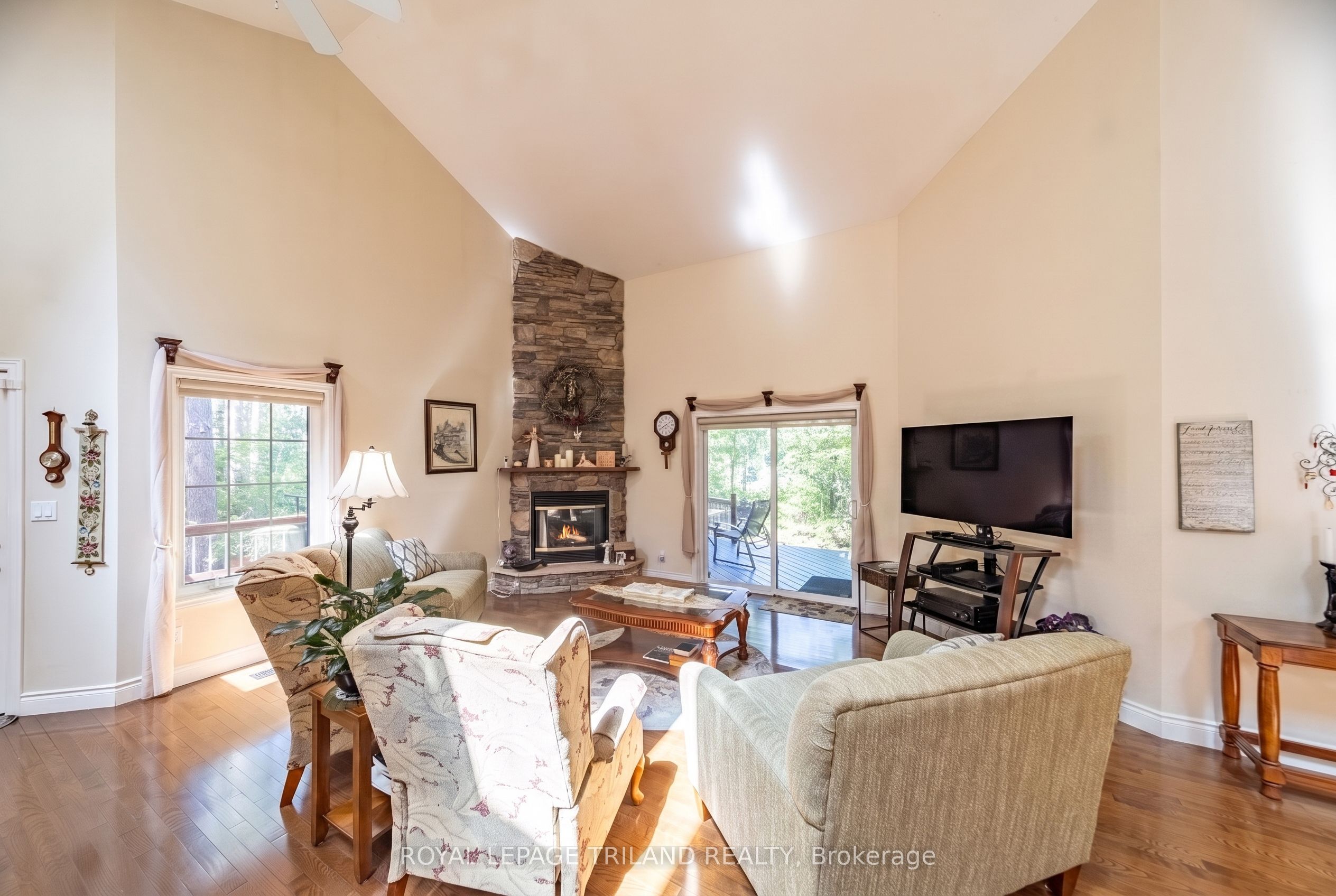 9958 Riverview Road