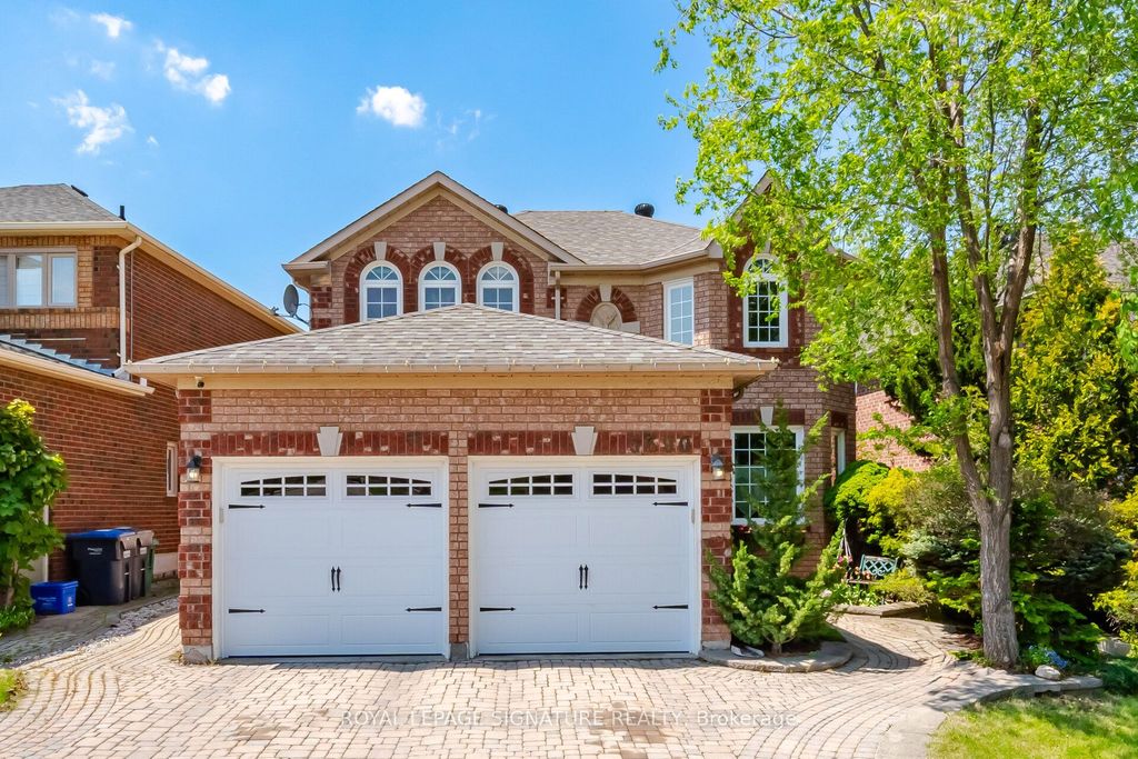 Photo of 5390 Mcfarren Boulevard, Mississauga, ON L5M 5Y5 (MLS # W13167462)