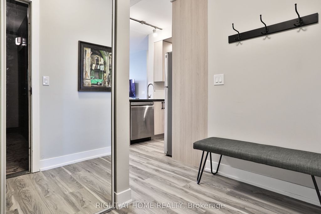 Photo of 28 Linden Street #2308, Toronto, ON M4Y 0A4 (MLS # C12396558)