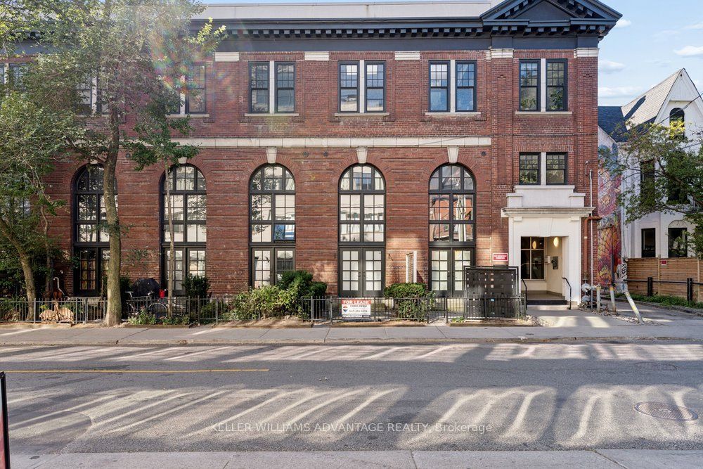 394 Euclid Avenue 201