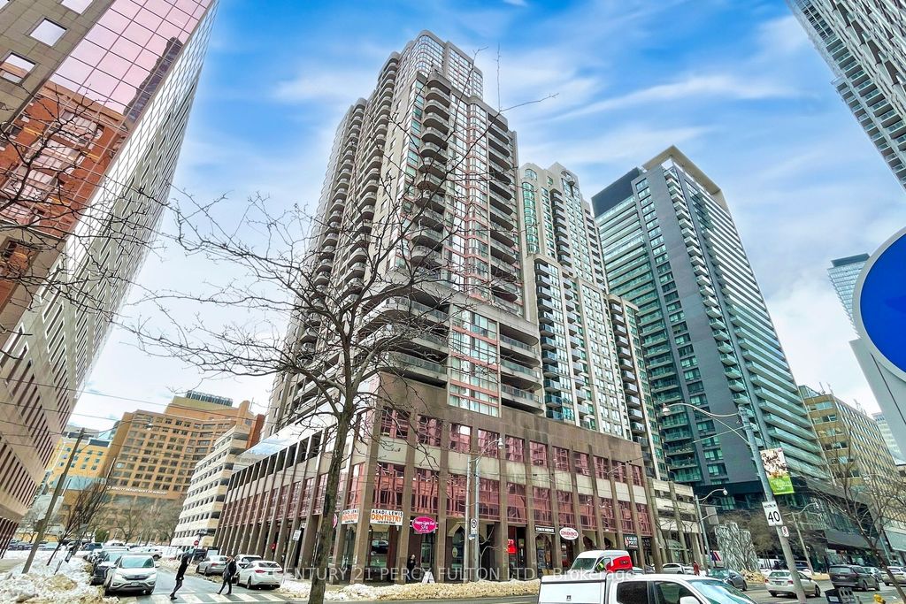 Photo of 736 Bay Street #703, Toronto, ON M5G 2M4 (MLS # C12782966)