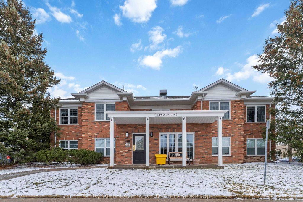 Photo of 4090 John Charles Boulevard #104, Lincoln, ON L0R 2C0 (MLS # X12670192)