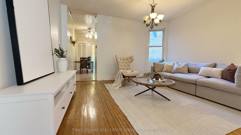 Photo of 7 Badgerow Avenue, Toronto, ON M4M 1T9 (MLS # E13143866)